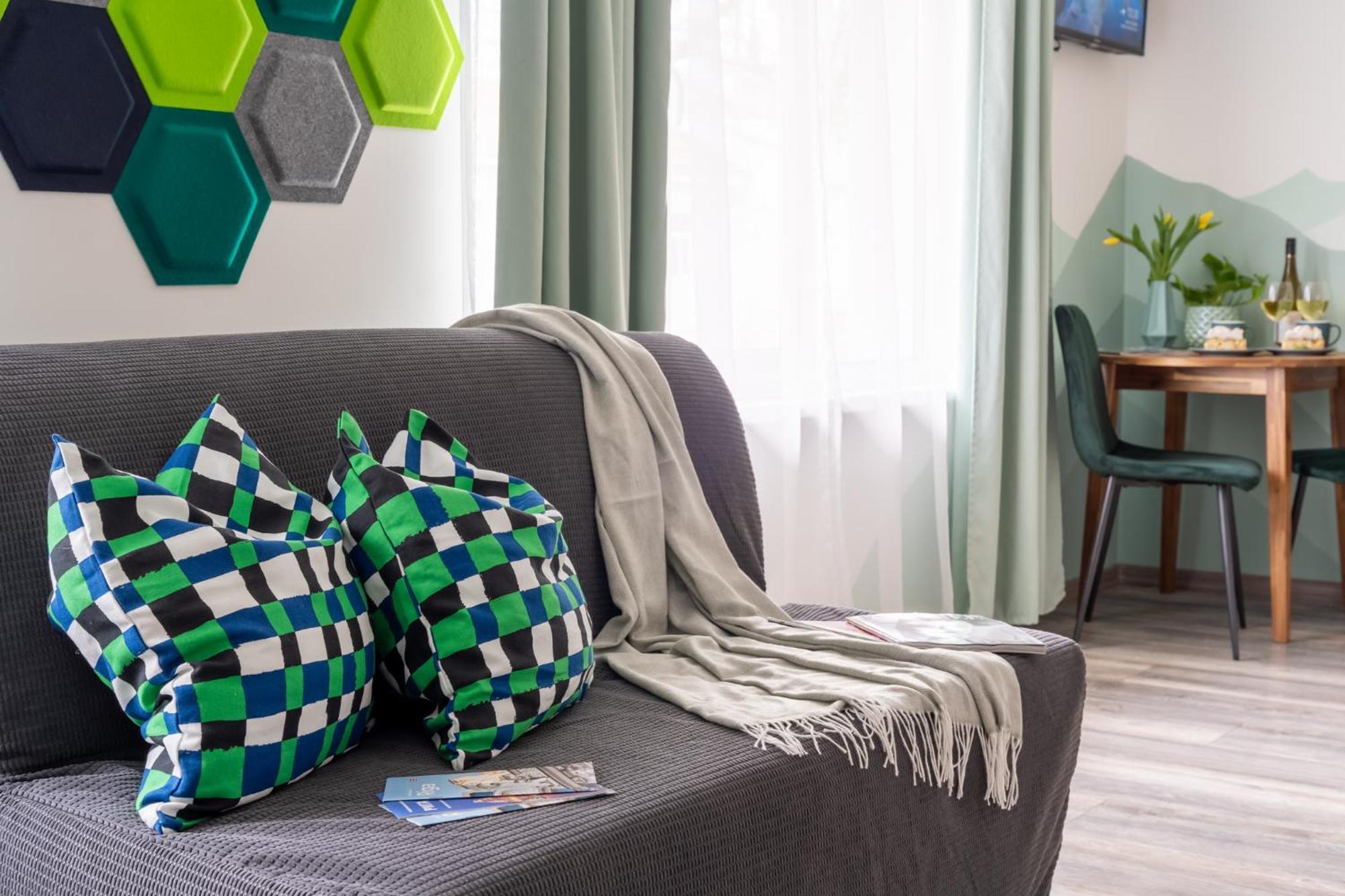 Green Garden & Private Parking Apartments With Playground Riga Ngoại thất bức ảnh