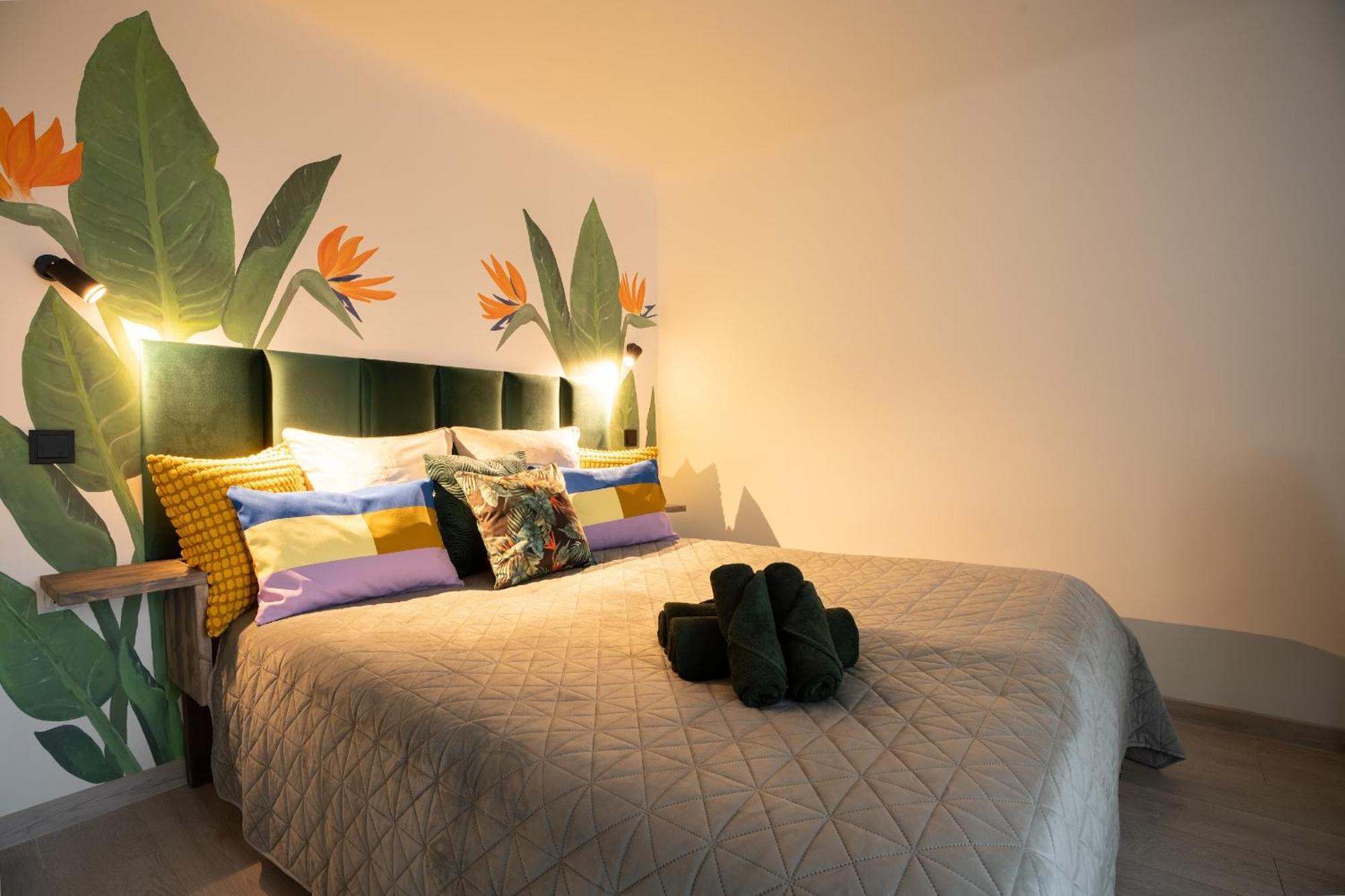 Green Garden & Private Parking Apartments With Playground Riga Ngoại thất bức ảnh